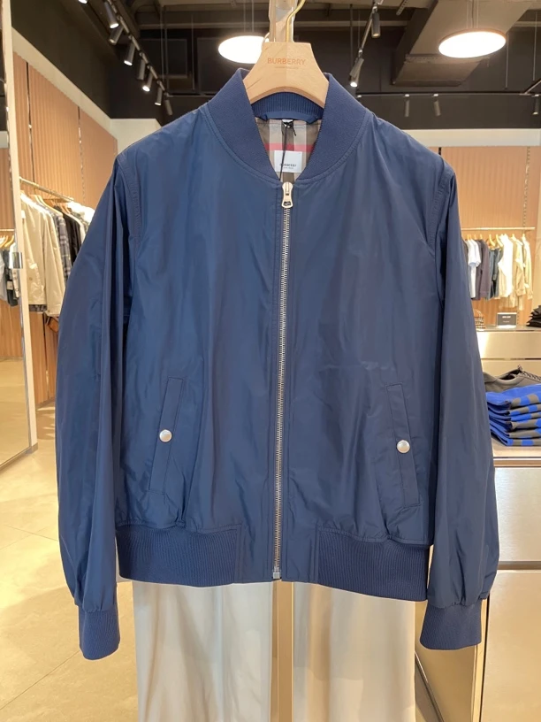 未使用 BURBERRY/博柏利 男款行政夹克风衣黑色