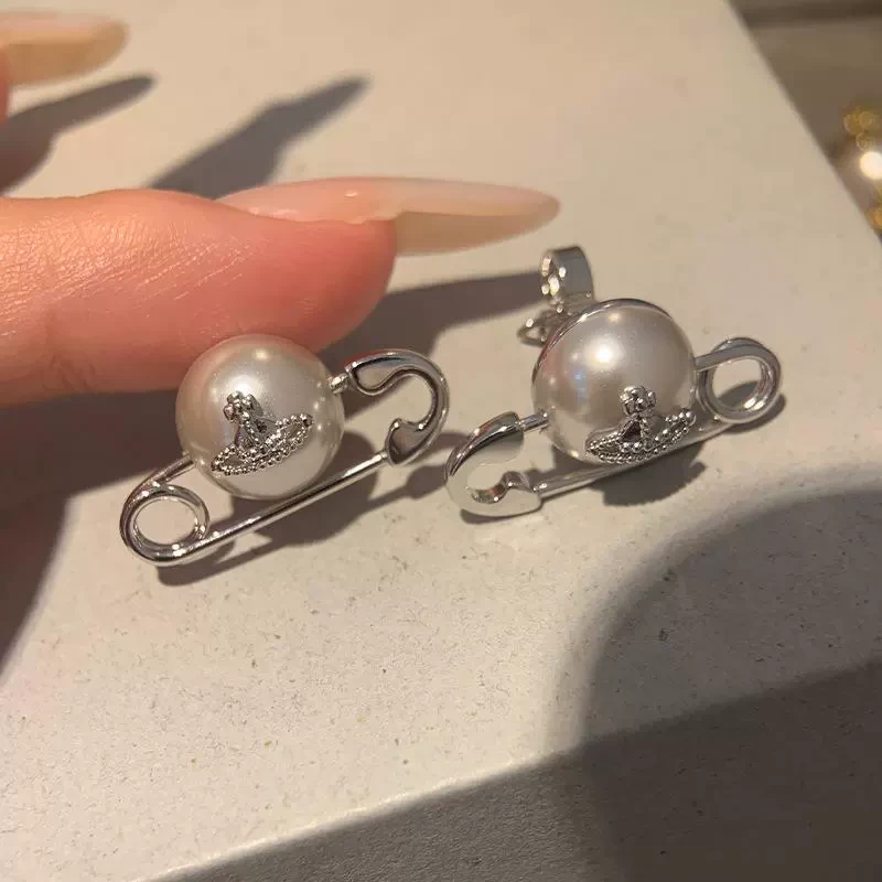 铜合金亚克力耳饰 西太后珍珠回形针土星耳钉单颗珍珠立体浮雕星