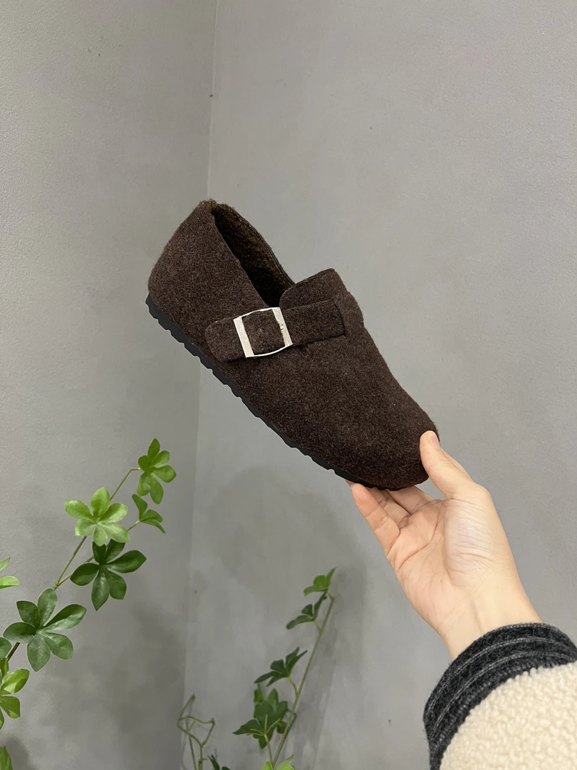 【Mi SHang】百搭休闲勃肯鞋~909~