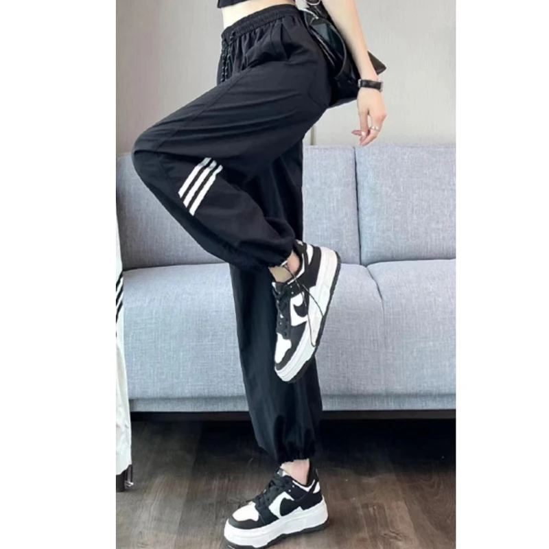 Freepai 丨运动生活 2025夏季新款时尚百搭宽松版直筒女款休闲裤