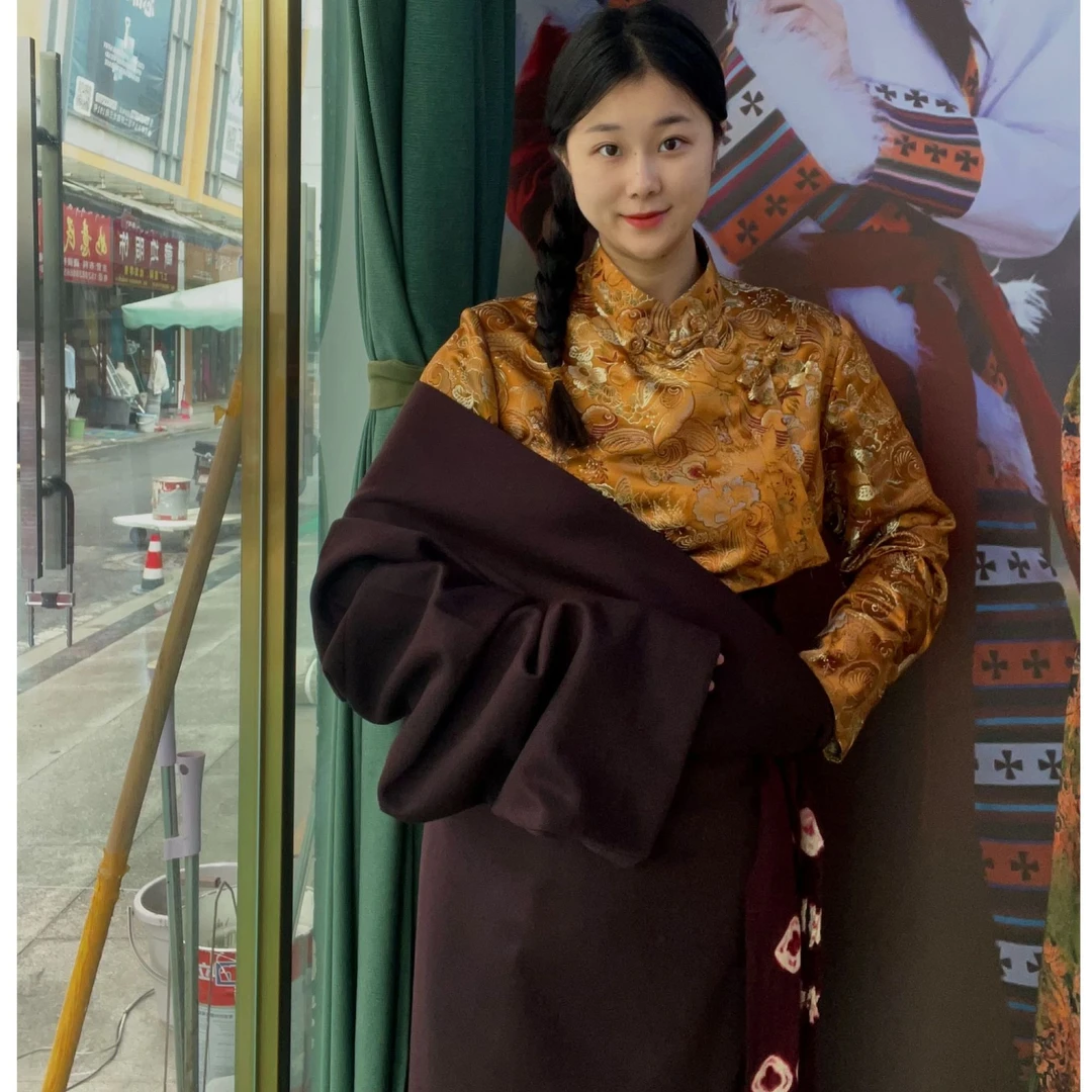 藏族传统经典四季款藏服藏袍