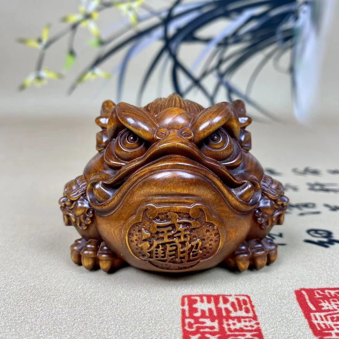 小叶黄杨木仿古（三足金蟾）非遗文化工艺木雕吸福福