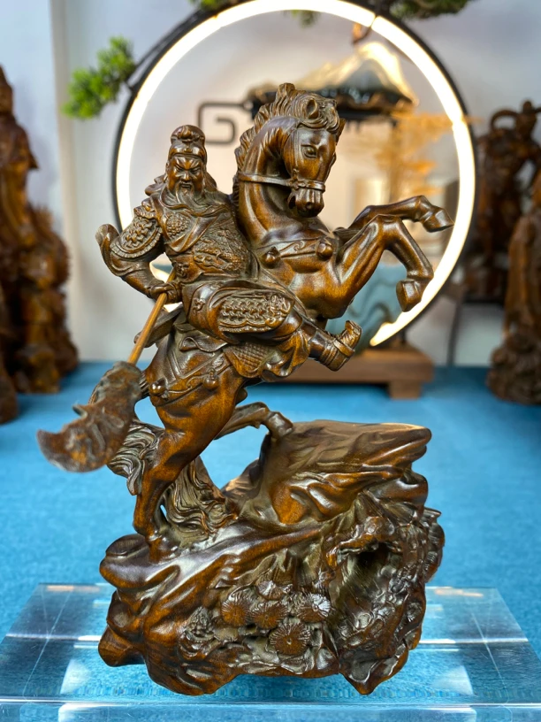 小叶黄杨木仿古做旧（骑马关公）