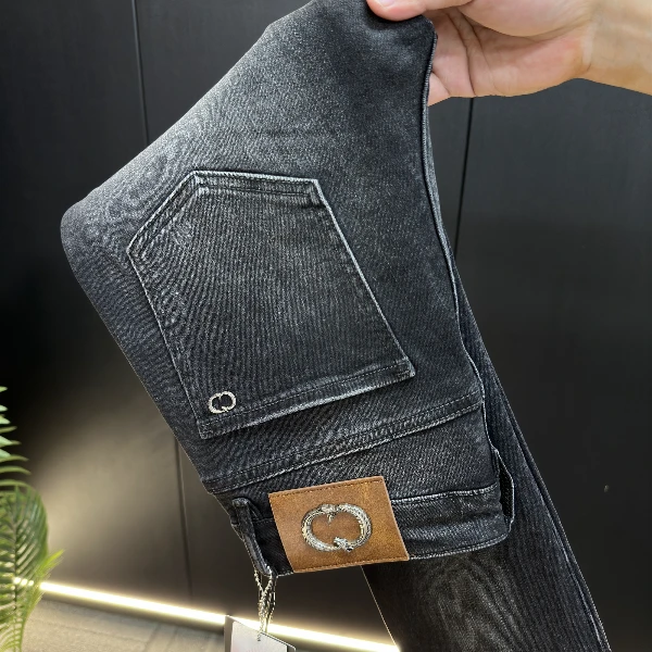 【KC】秋冬新品龙年限定烟灰色男牛仔裤子高端轻奢弹力修身小直筒