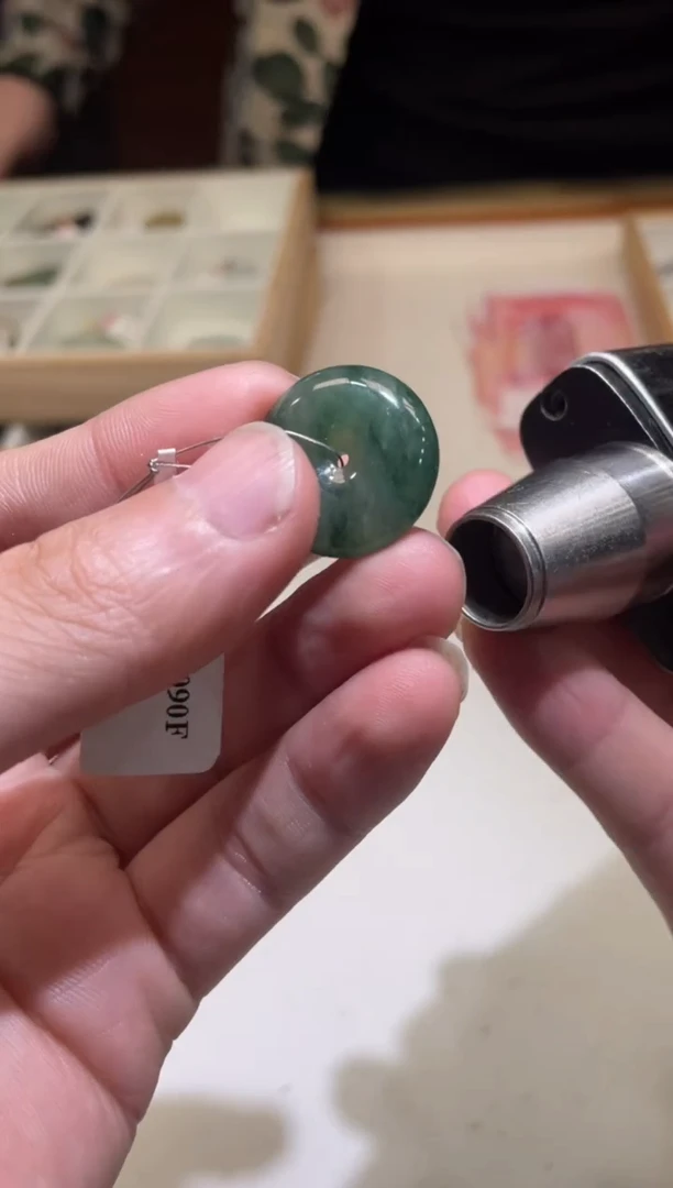 【闪购商品】定制翡翠未镶嵌天然翡翠A货（拍一发一多样性发货）