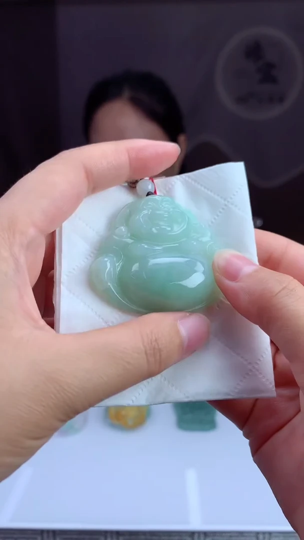 【闪购商品】定制翡翠未镶嵌挂件多样性发货（拍一发一）