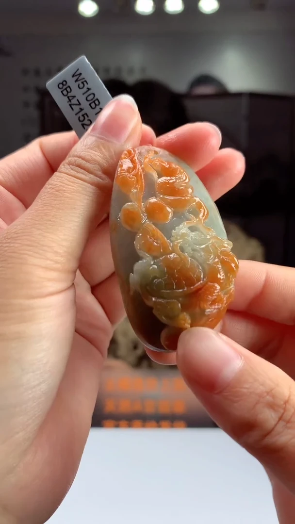 【闪购商品】定制翡翠未镶嵌天然A货翡翠挂件（拍一发一）