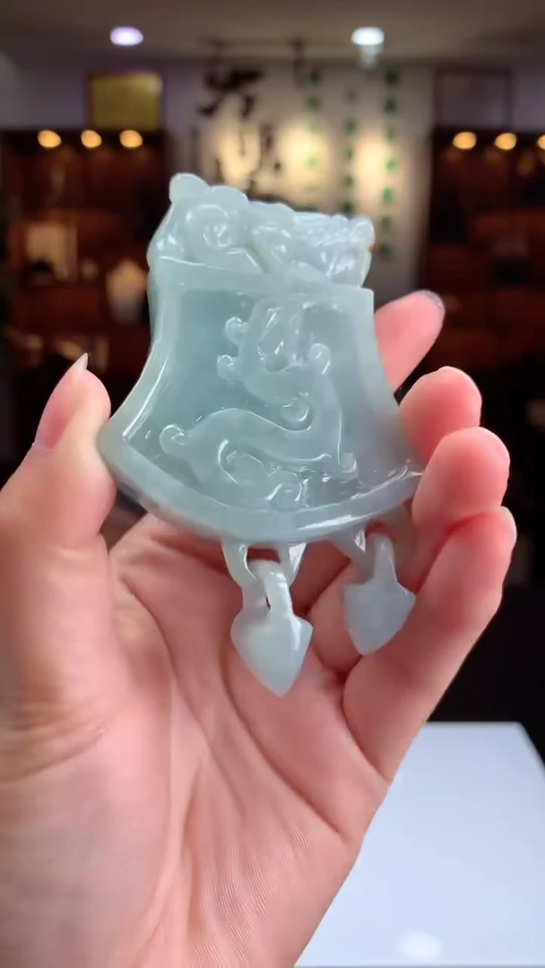 【闪购商品】定制翡翠未镶嵌天然A货翡翠挂件（拍一发一）