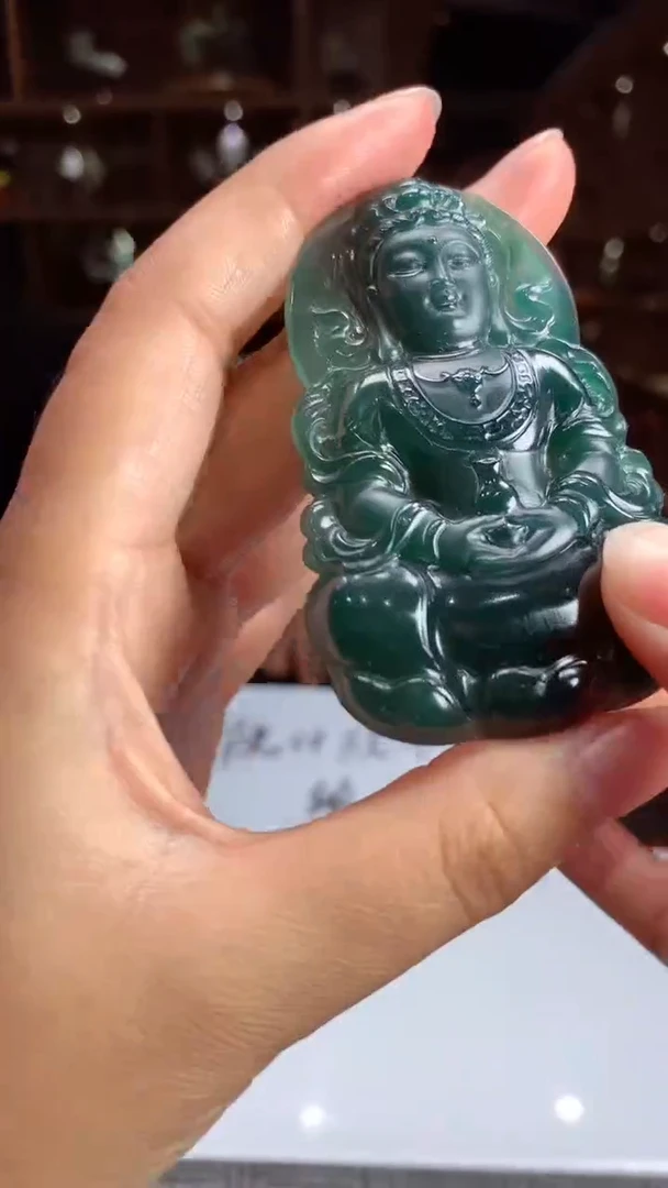 【闪购商品】定制翡翠未镶嵌天然A货翡翠挂件（拍一发一）