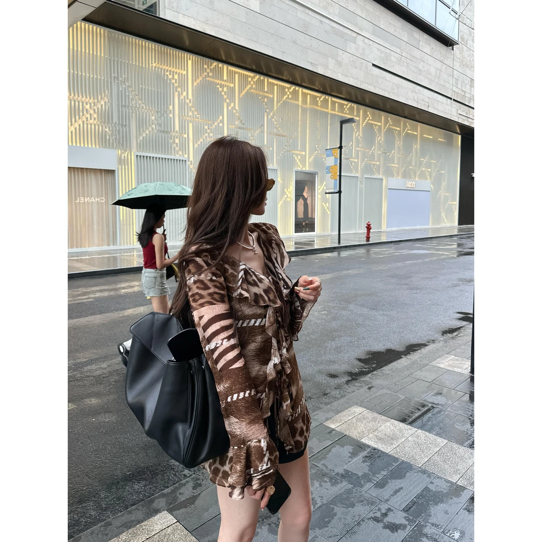 【YANG】夏季荷叶边喇叭袖长袖人丝上衣设计感不规则YY-245