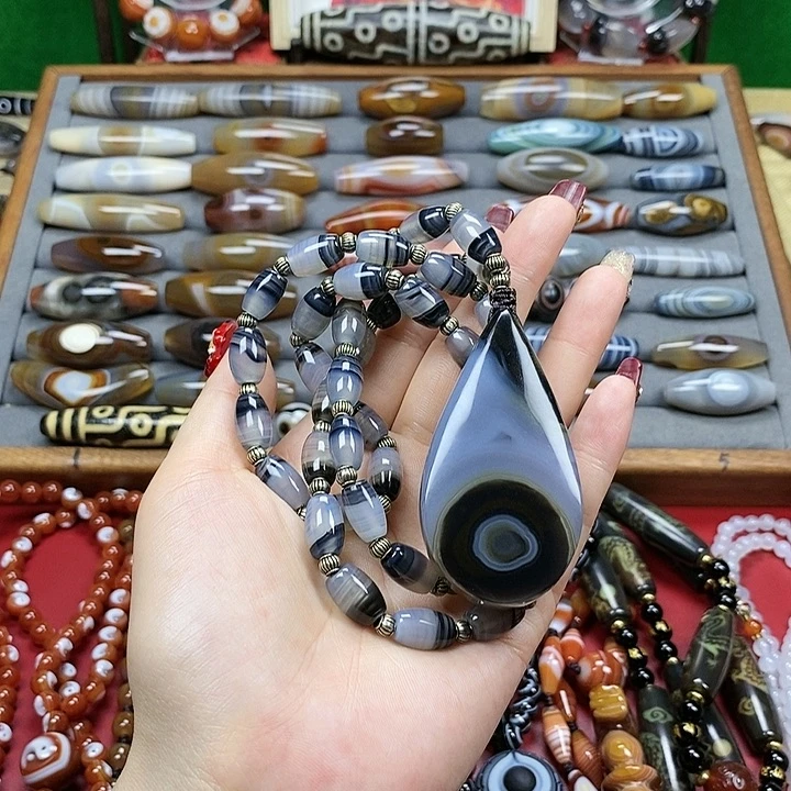 玛瑙/玉髓项链未镶嵌