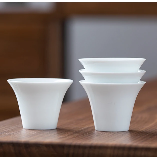 马蹄撇口手工薄胎羊脂玉白瓷功夫陶瓷喝茶杯家用茶具个人杯主人杯