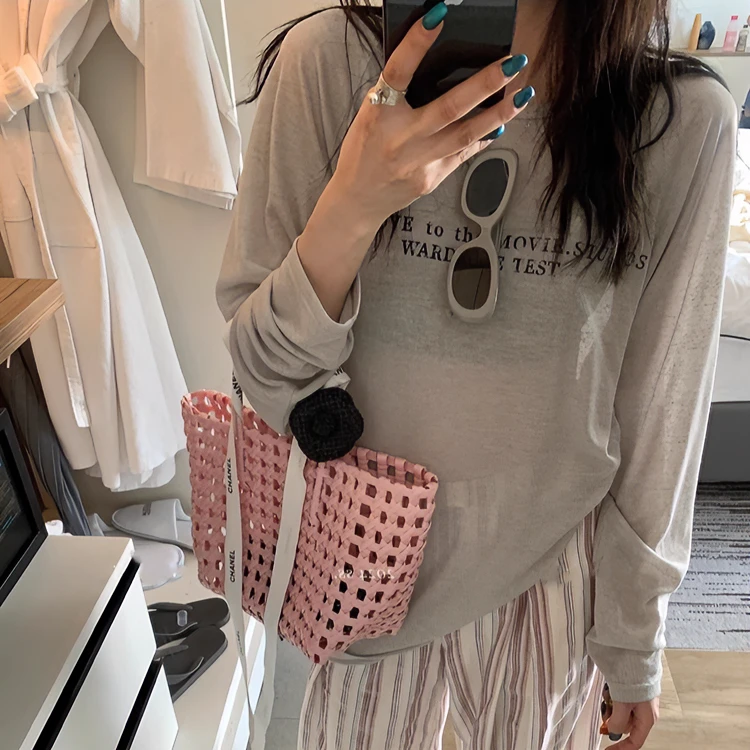 字母印花长袖T恤女夏季2024新款宽松显瘦圆领上衣潮