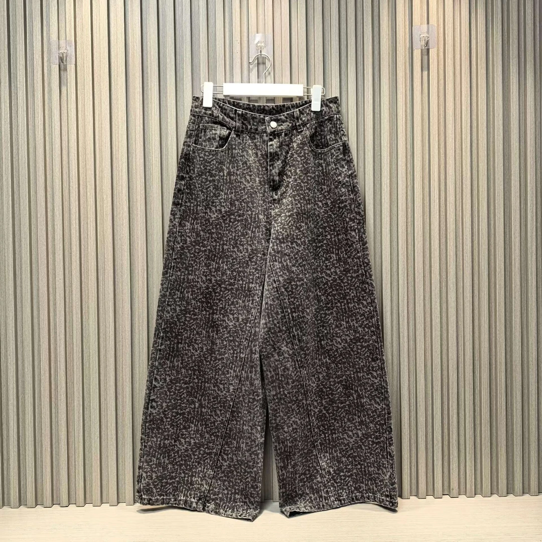 周美美  休闲补给雅痞帅气豹纹水洗黑灰色阔腿直筒牛仔裤