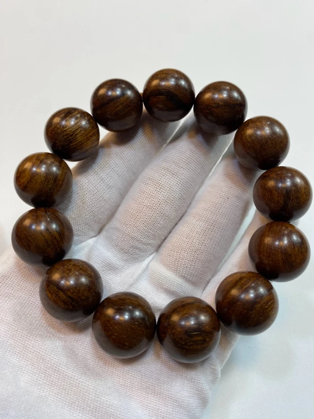 W精品黑油巴布亚贡木1.8尺寸