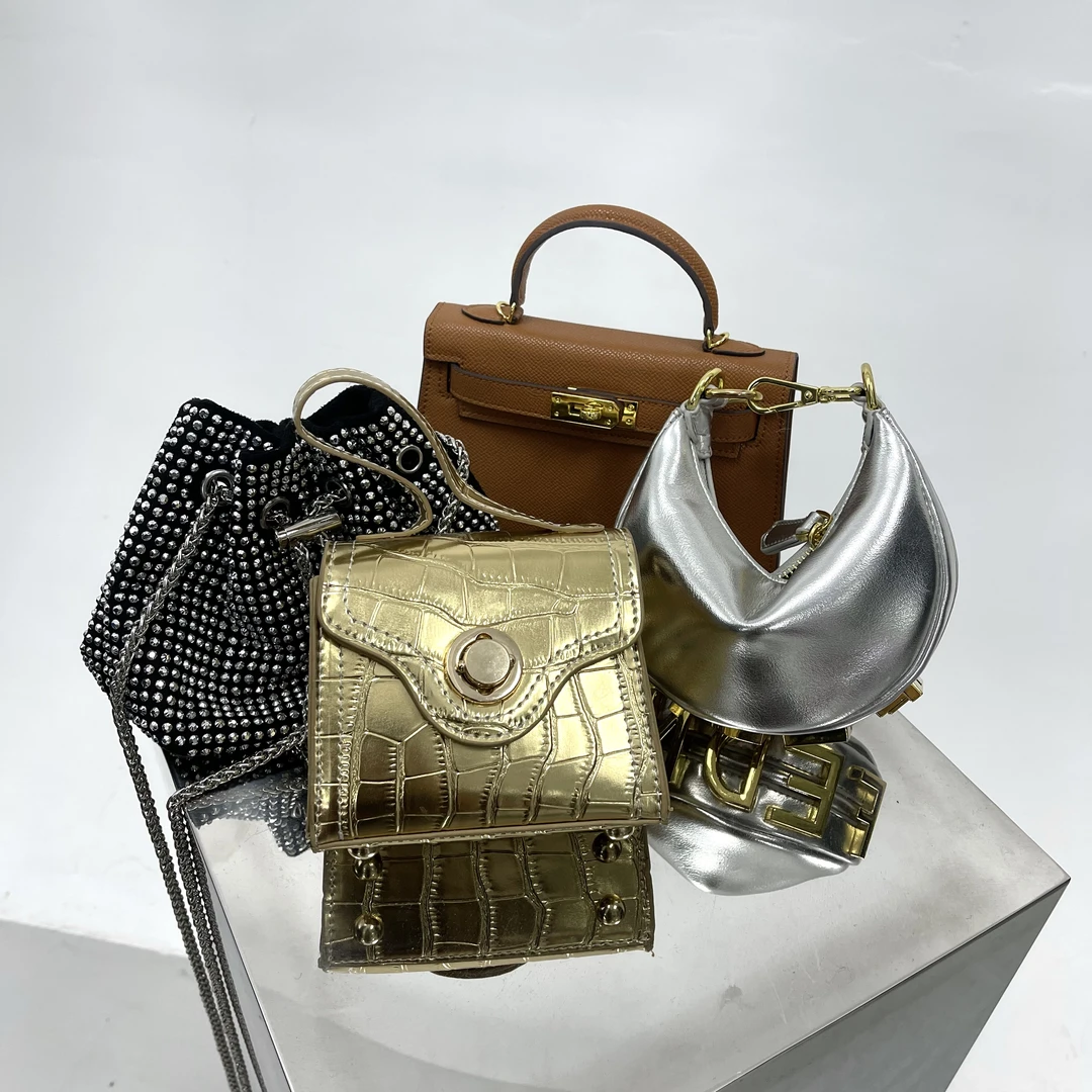 【浮力放送】（随机款飞）轻奢百搭便携包包