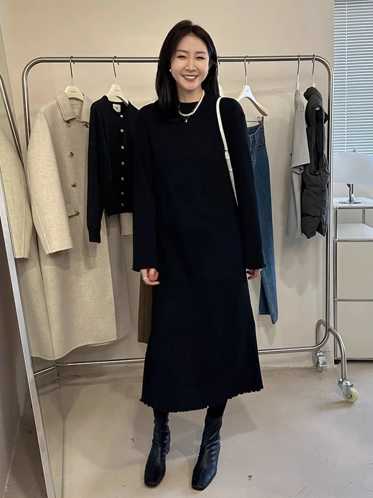 widelia2024冬季新款韩版显瘦坑条连衣裙女木耳边针织打底小黑裙