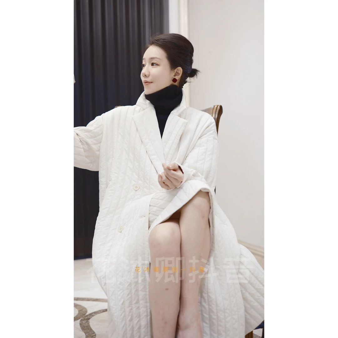 {花蕾原创}原创设计绗缝褶皱肌理感夹层微弹长款宽松外套