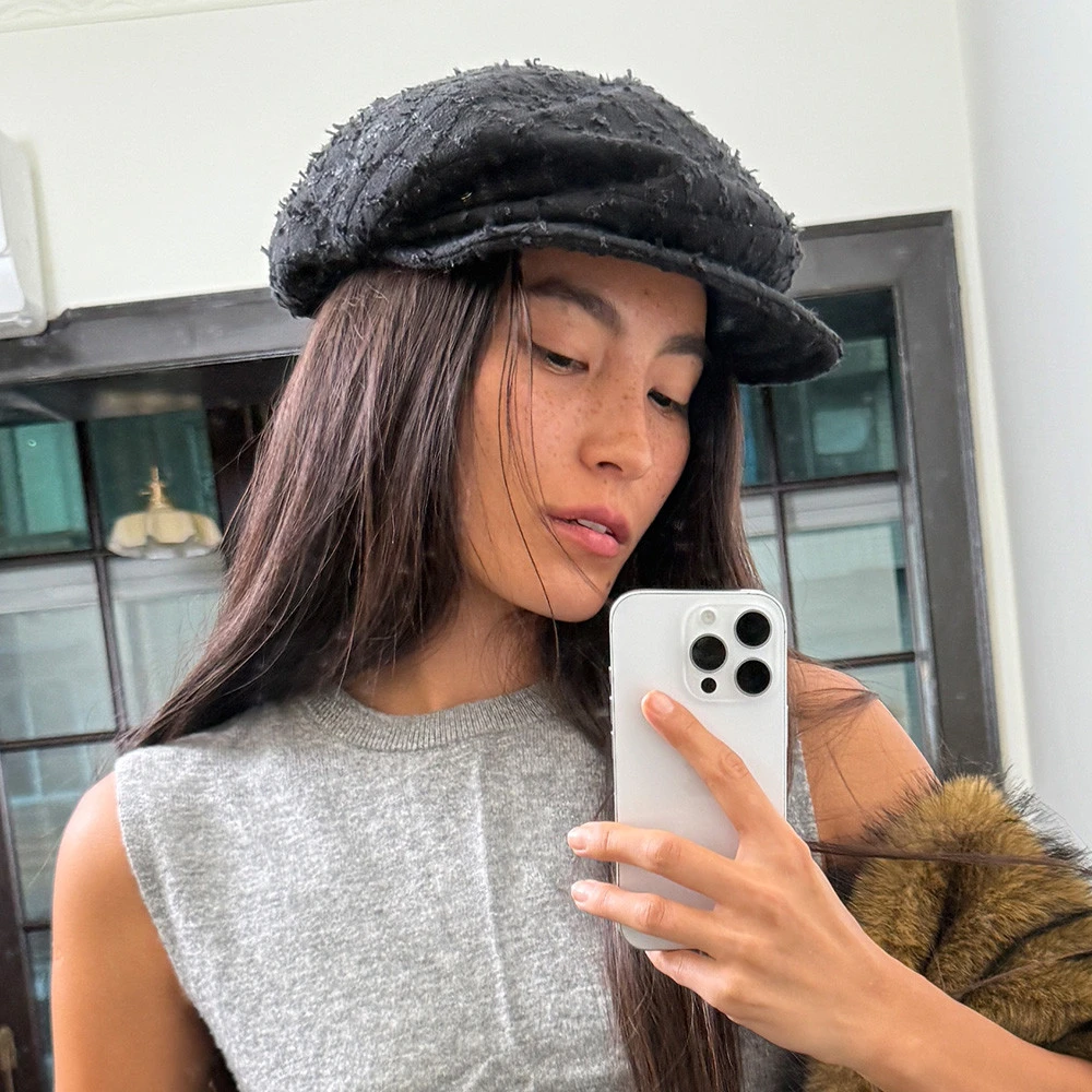 JOJOKUR黑色肌理方格气质香风结构主义不对称设计百搭报童帽