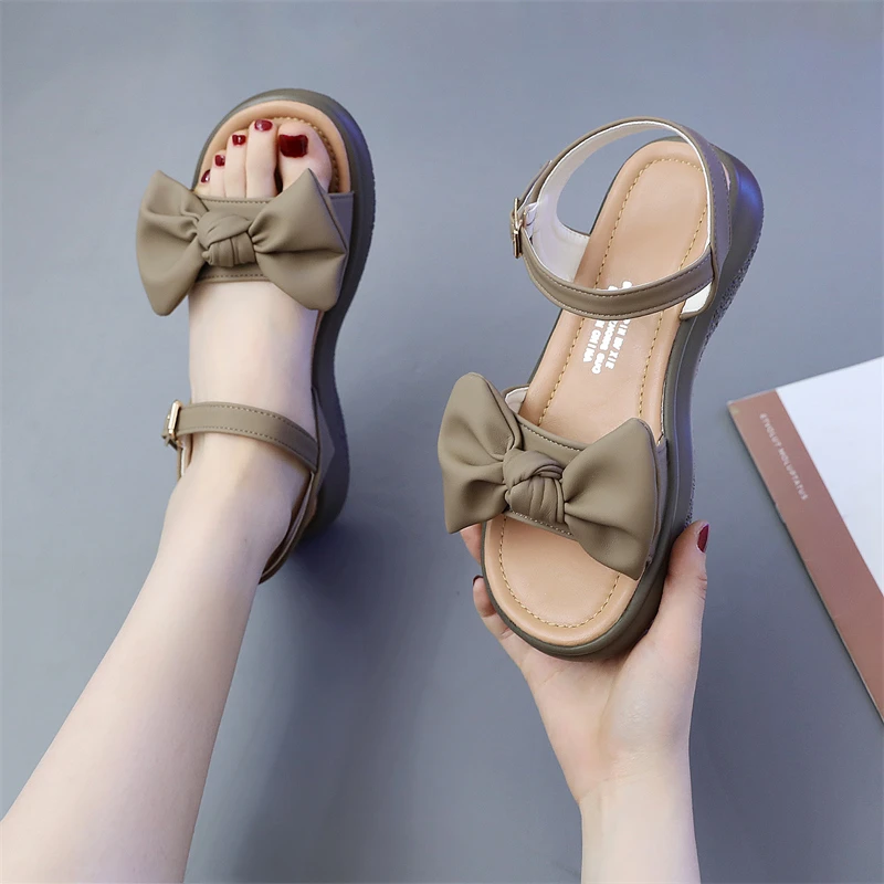 平底凉鞋女外穿2024年夏季新款仙女风一字带蝴蝶结时尚罗马沙滩鞋