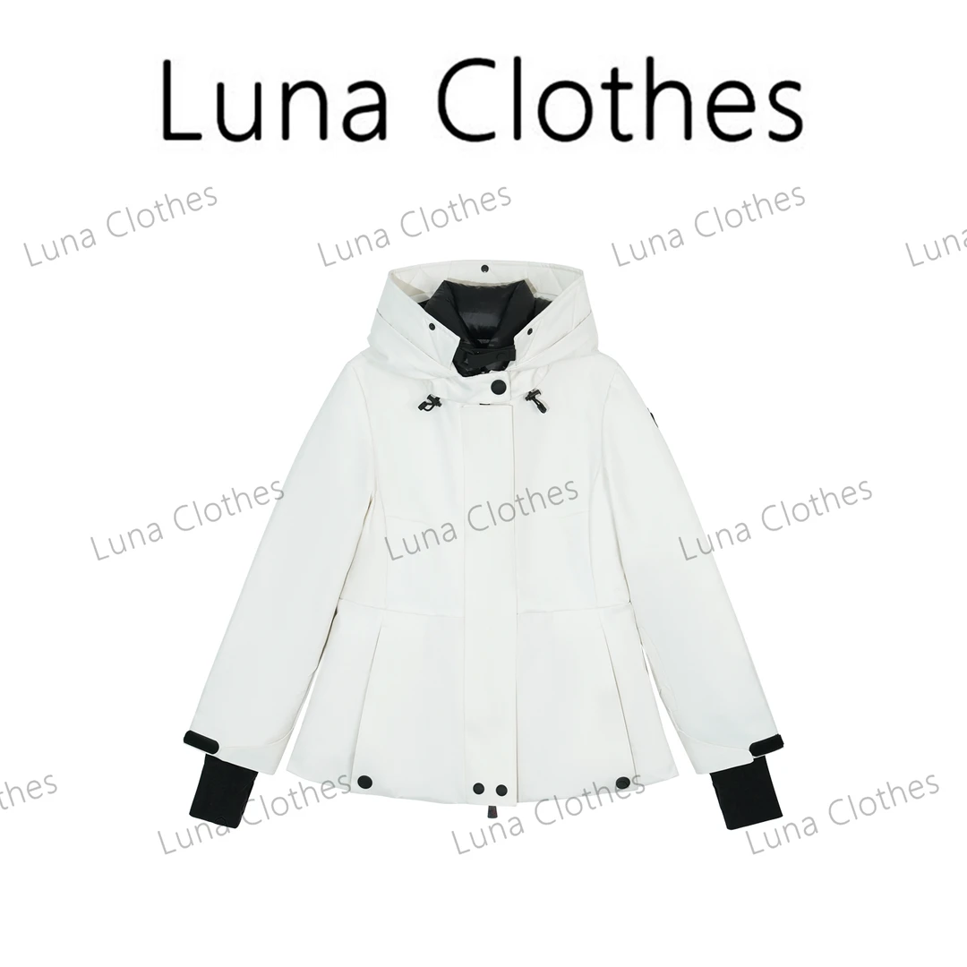 张妍LUNA‘5防羽绒冬季新款订制面料拉链特殊工艺连帽羽绒服8903