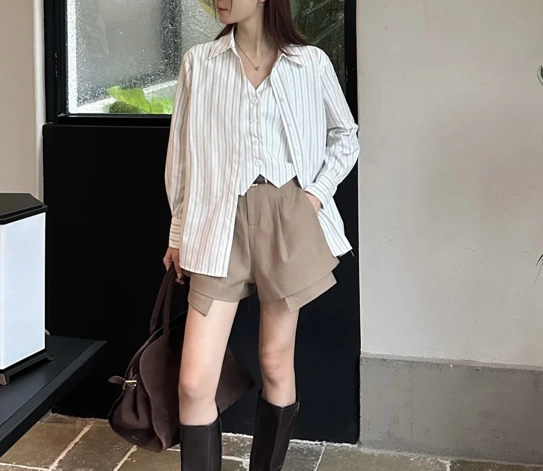2024年秋季新款时尚气质简约高级百搭假两件式马甲衬衣两件套