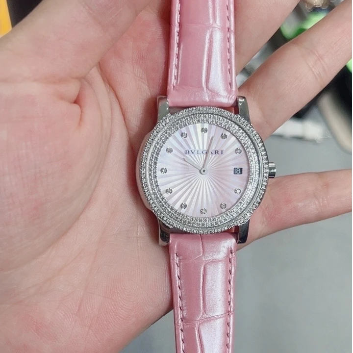 99新 BVLGARI/宝格丽 SOLO TEMPO系列白贝母盘腕表/WHT023590