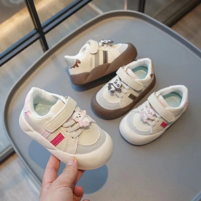 男童板鞋软底女童拼色跑步鞋卡通休闲宝宝透气春秋新款儿童运动鞋