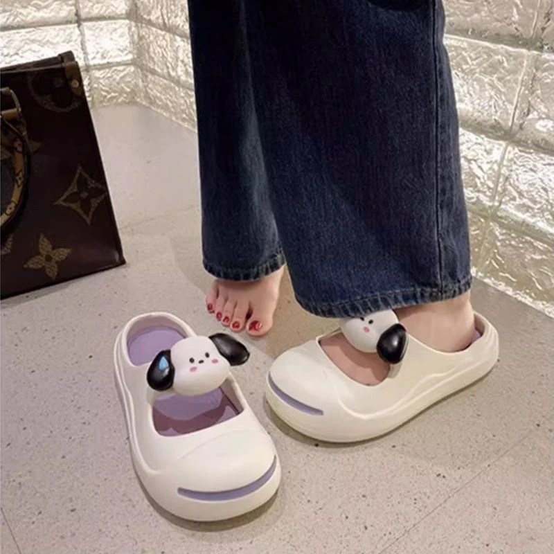 夏季外穿2024年新款网红爆款包头凉拖洞洞鞋可爱厚底踩屎感拖鞋女