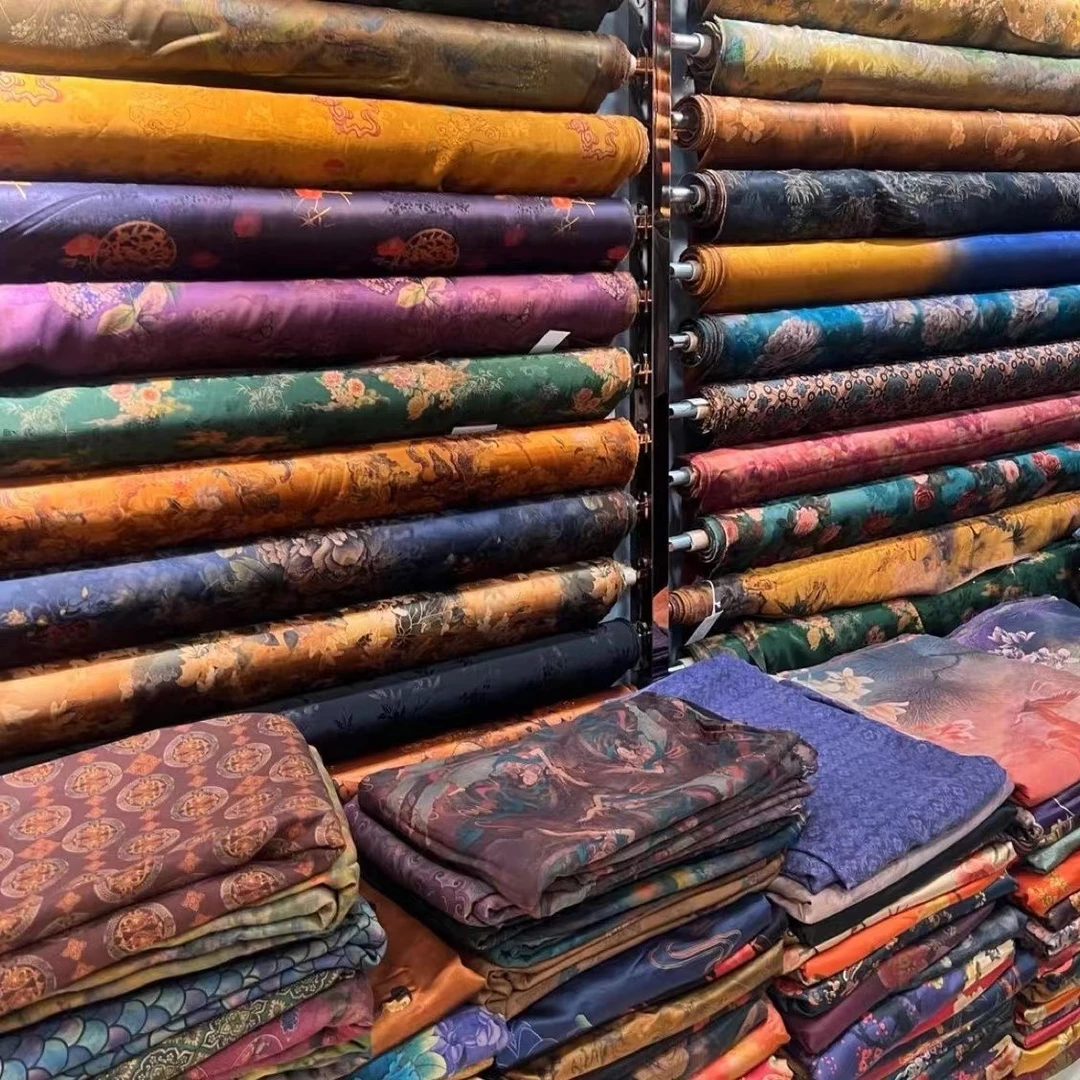 613号高档时装面料花罗香云纱提花绢纺莨纱重磅顺德莨绸