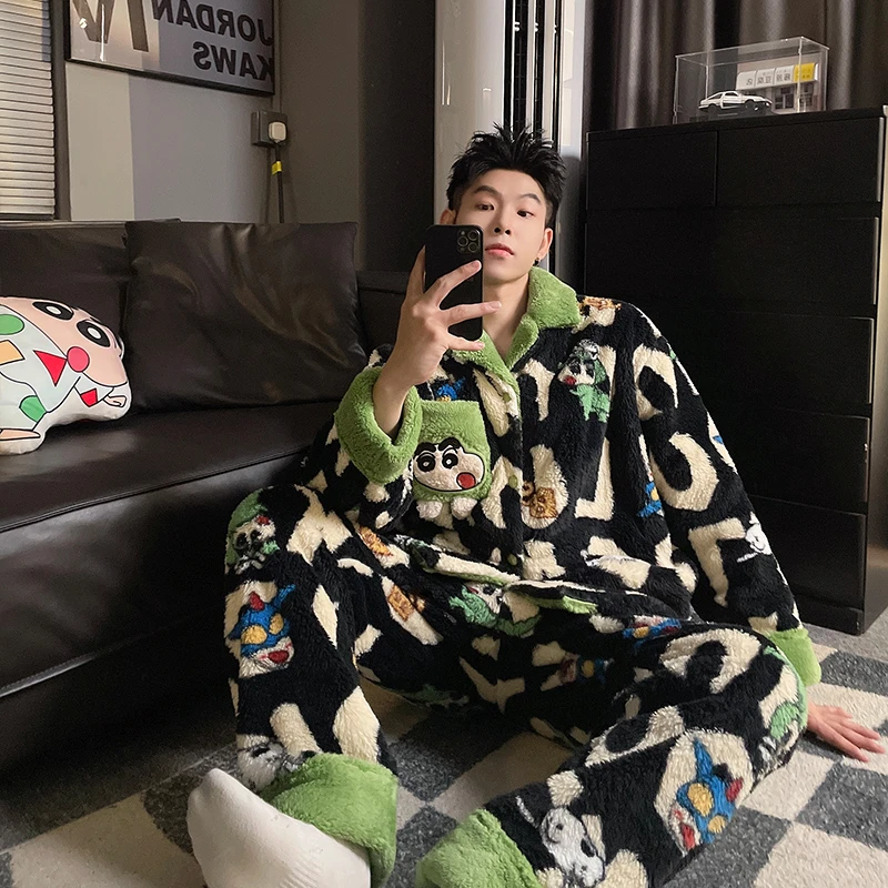 新款蜡笔小新睡衣女秋冬季珊瑚绒加绒加厚冬天男士卡通保暖情侣