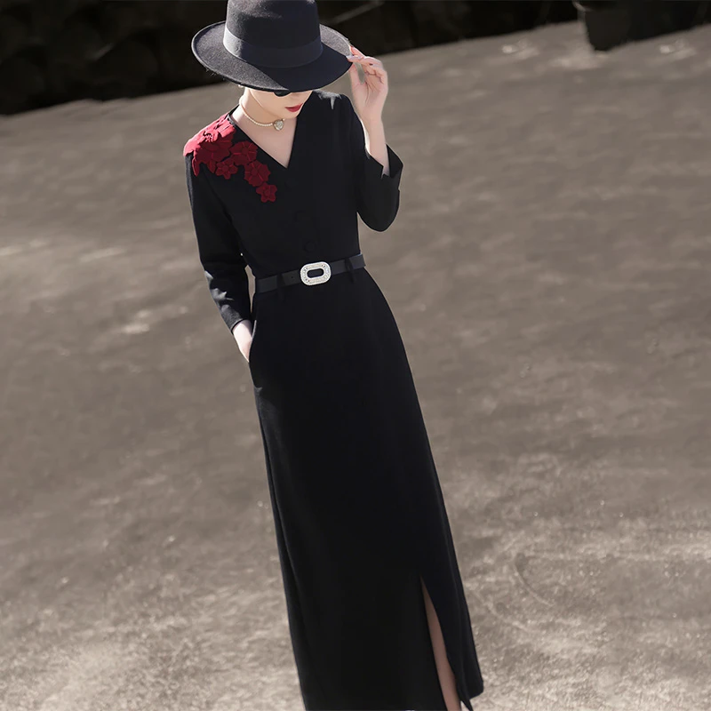 兰瑟儿秋季新款气质名媛优雅立体花朵装饰显瘦黑色连衣裙M4QL2239