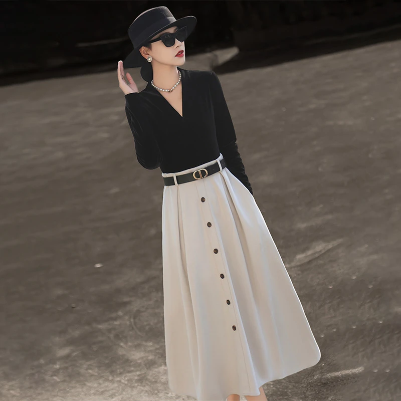 MEXCOCO/兰瑟儿秋季新款气质通勤假两件显瘦丝绒连衣裙女M4QL2245