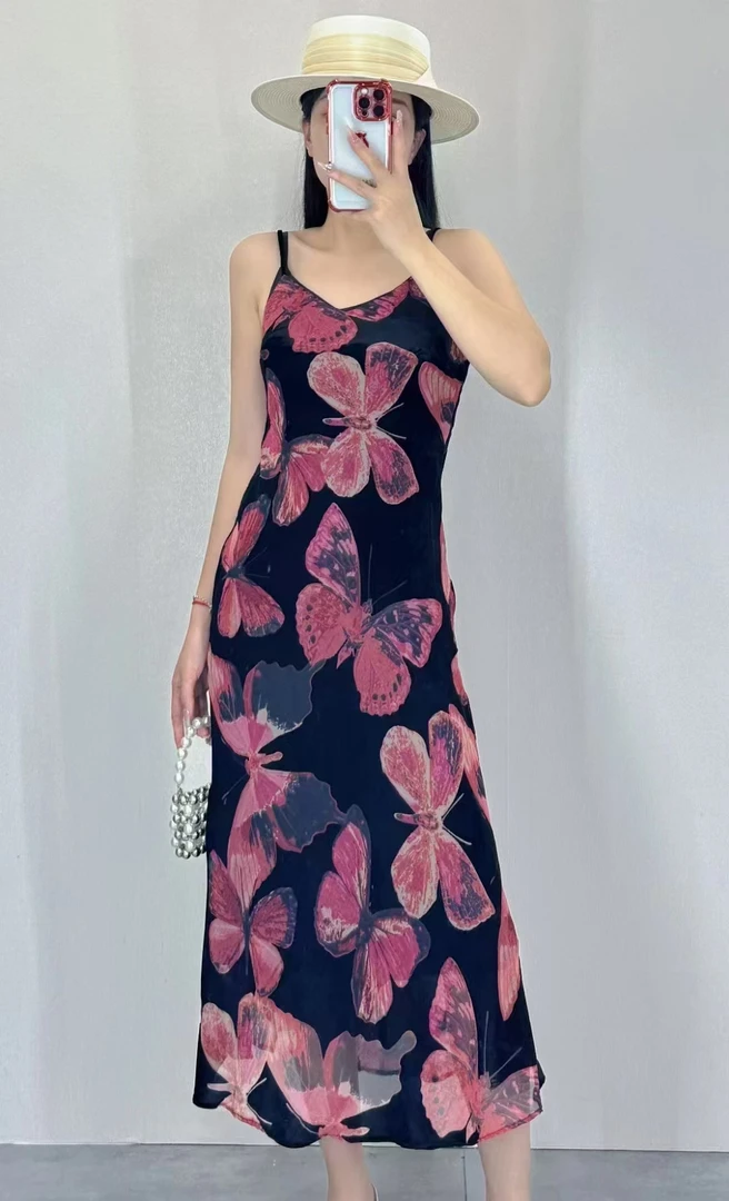 时尚显瘦复轻奢古2024早秋优雅修身丝绒剪花吊带连衣裙气质百搭