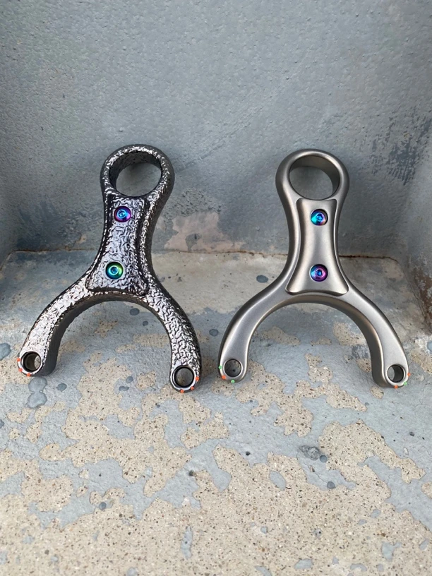 钛合金利刃弹弓掌中宝单卡反曲单卡户外竞技专用大威力成人竞技