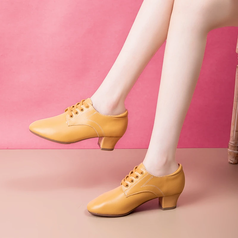 【高能感】女士拉丁舞新款教师真皮成人摩登舞蹈软底广场舞鞋交谊舞