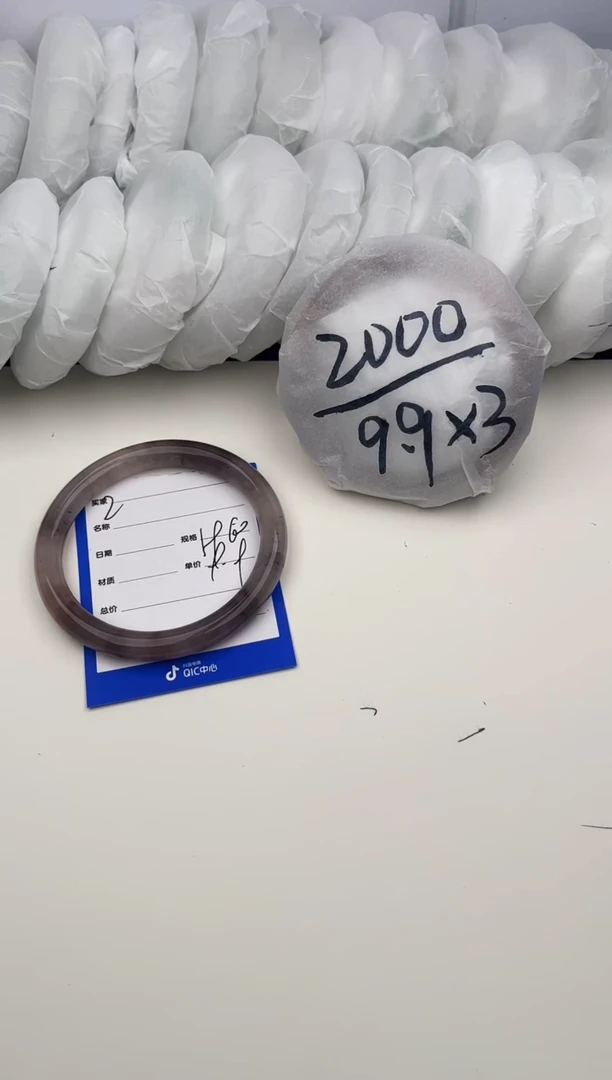 【闪购商品】石英质玉手镯未镶嵌21