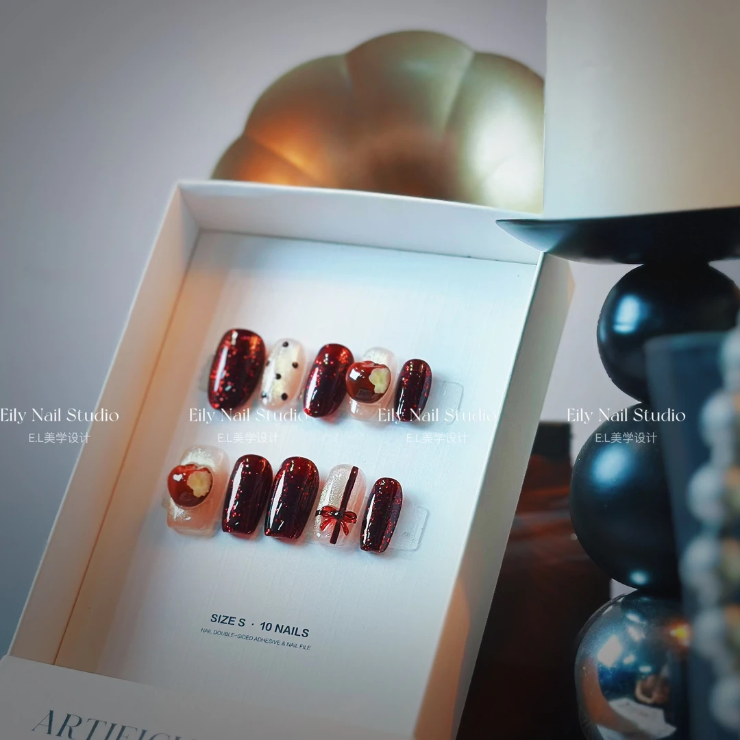 【苹苹安安】EilyNail设计师轻奢高定手工穿戴甲气质纯欲可爱