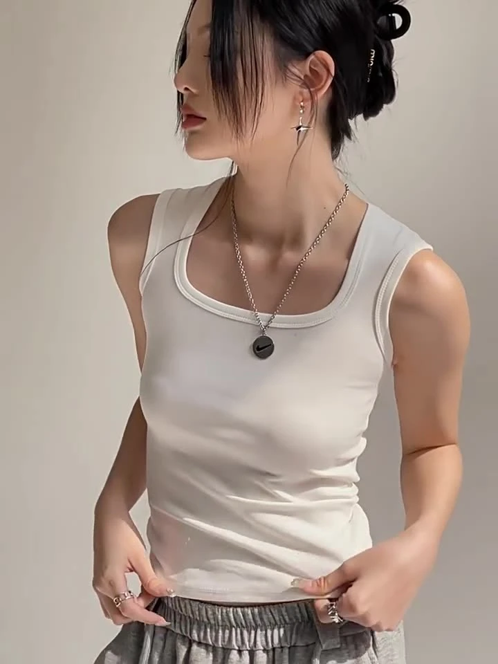 宽肩带方领小背心秋季内搭打底外穿遮副乳纯色修身运动辣妹背心