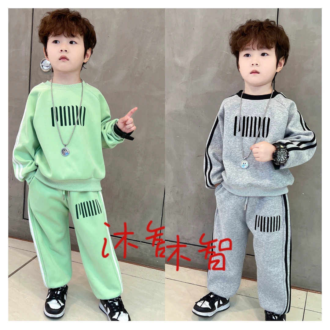(90-160)儿童春秋新款休闲潮范 时尚显白卫衣植绒拉条长袖套装