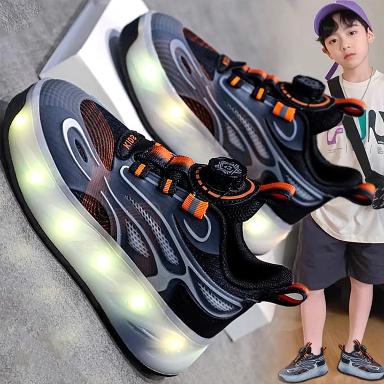 阿童木儿童暴走鞋四轮可收夏款儿童运动轮滑鞋闪灯溜冰鞋男孩潮酷