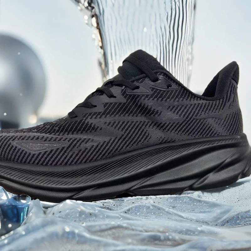 男士休闲透气跑鞋黑色