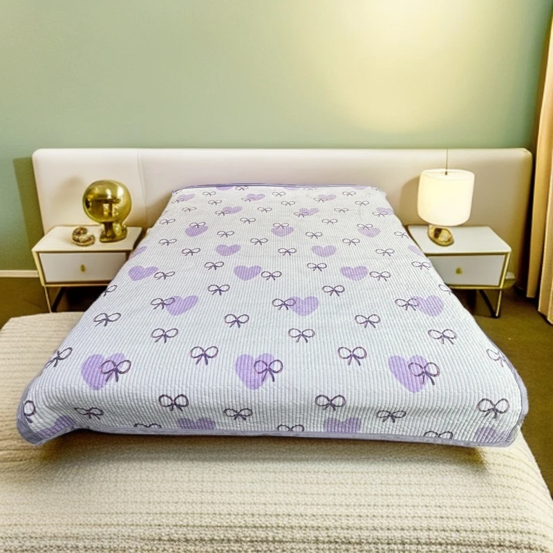 2*2.3紫色爱心结牛奶绒云柔毯加厚加密防滑透气多功能床盖（-5cm）