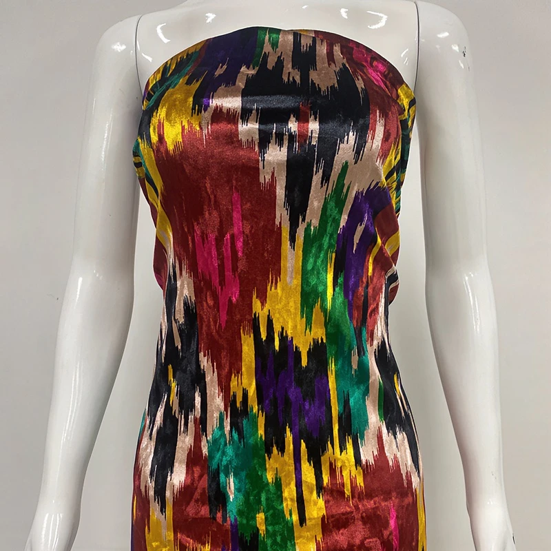 كورىيە دۇخاۋا 新疆民族特色艾德莱斯花布面料时尚舒适