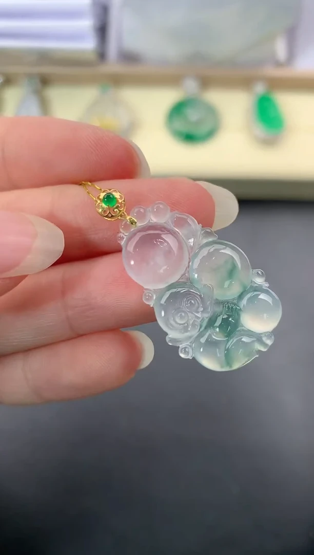 【闪购商品】翡翠颈饰18K金镶嵌E254