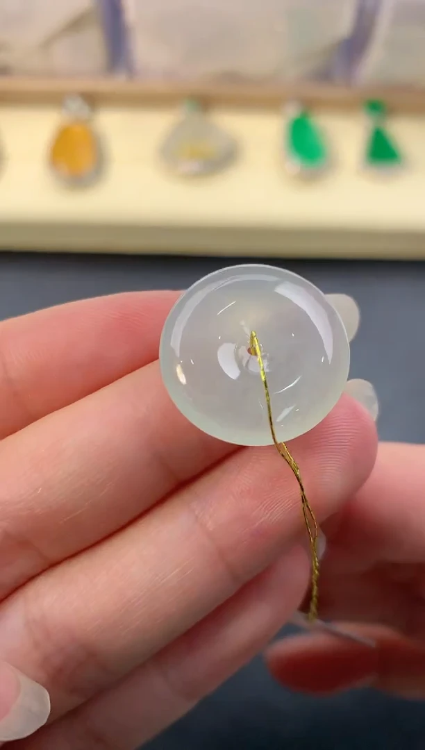 【闪购商品】翡翠颈饰未镶嵌X585