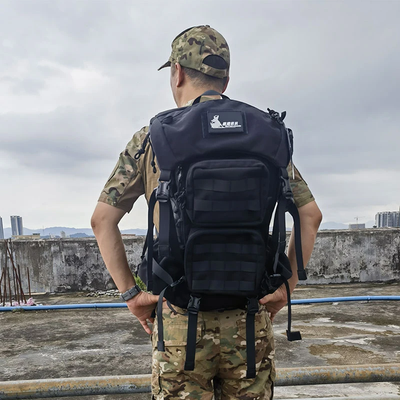 双肩包男士运动休闲训练防水多功能单肩登山徒步耐磨户外包迷彩包