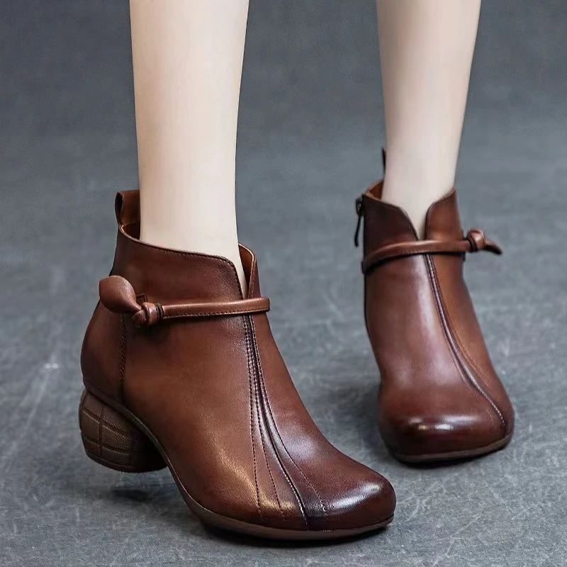 民族风中高跟女士马丁靴春秋粗跟软牛皮短靴复古软底真皮妈妈单靴