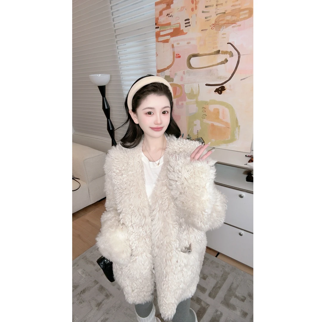 INESLE QINS【休闲托卡】托斯卡纳皮毛一体外套V领中长款皮草 8886