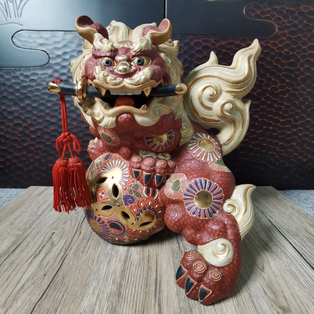 日本回流瓷器九谷烧狮子手工陶瓷玄关摆件老物件雕塑描金置物